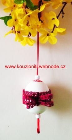 16 - červené vajíčko s mašličkou