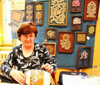 12 - krajky Terézie Vitkové