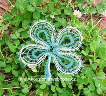 5 - čtyřlístek v jetelíčku