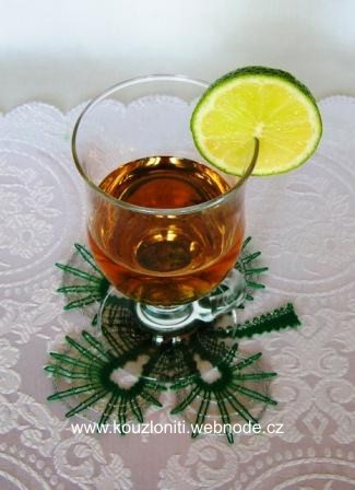 9 - paličkovaná prostírka