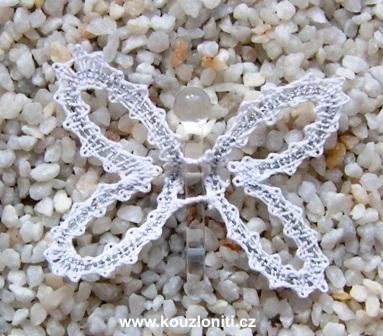 14 - jasněnka běloskvoucí