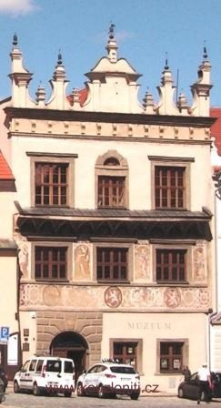 1 - Prachatické muzeum se nachází v centru města. 