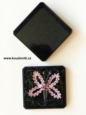 39 - motýlkové určitě