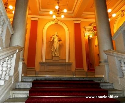 2 - výstava se konala ve 2. patře