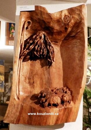 20 - Pastýř - Vladimír D. - ořechové dřevo