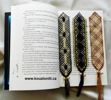 17 - Záložky ke knize neodmyslitelně patří.